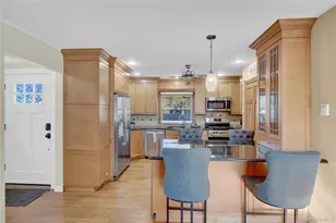 20 Collins Rd, Glen Cove, NY 11542 - Photo 11