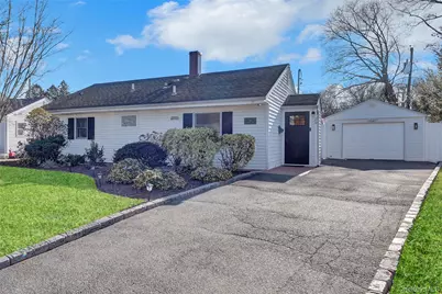 20 Collins Road, Glen Cove, NY 11542 - Photo 3