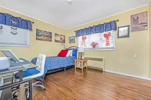 10 Roxbury St, Farmingdale, NY 11735 - Photo 13