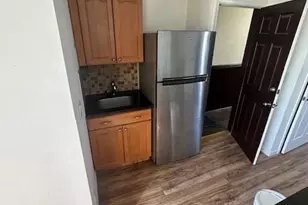 19-30 Bleecker St, Ridgewood, NY 11385 - Photo 3