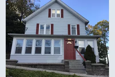 206 W Broadway, Port Jefferson, NY 11777 - Photo 9