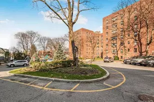 2 Fisher Dr, Mount Vernon, NY 10552 - Photo 9