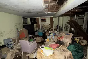 135-26 219th St, Springfield Gardens, NY 11413 - Photo 25