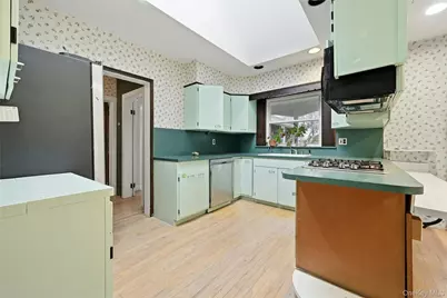 54 Cove Road, Huntington, NY 11743 - Photo 23