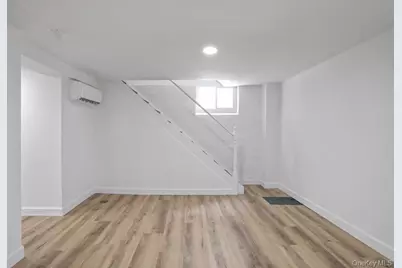 44 Alkamont Avenue, Scarsdale, NY 10583 - Photo 21