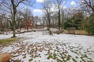 33 Fleets Cove Rd, Huntington, NY 11743 - Photo 39