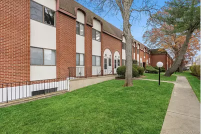 140 McGlynn Place, Cedarhurst, NY 11516 - Photo 1