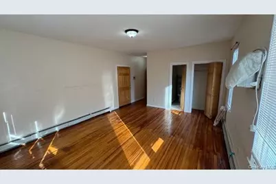 25 Tibbits Avenue, White Plains, NY 10606 - Photo 11