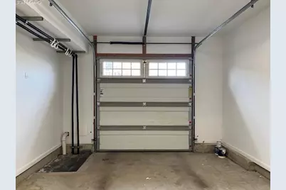 50 Sintsink Drive E #6, Port Washington, NY 11050 - Photo 3