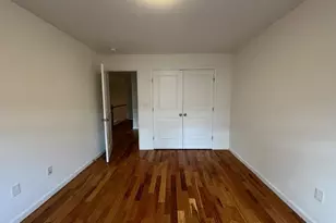 50 Sintsink Dr E, Port Washington, NY 11050 - Photo 17