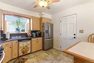 175 Van Buren St, West Babylon, NY 11704 - Photo 9