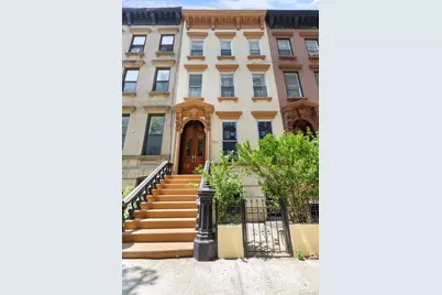 526 Carlton Avenue, Brooklyn, NY 11238 - Photo 1