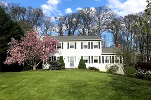 9 Sachs Ct, Hopewell Junction, NY 12533 - Photo 9