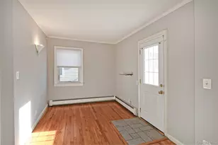 3042 Lowell Ave, Wantagh, NY 11793 - Photo 15