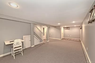 3042 Lowell Avenue, Wantagh, NY 11793 - Photo 29