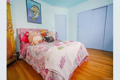 37 Centre Street, Bronx, NY 10464 - Photo 9