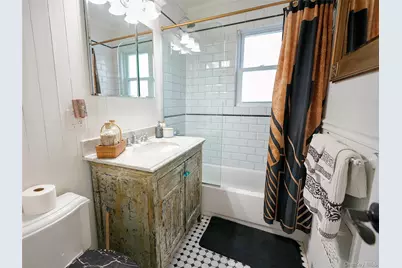 37 Centre Street, Bronx, NY 10464 - Photo 11