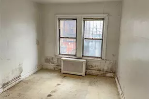 34-56 70th St, Jackson Heights, NY 11372 - Photo 9