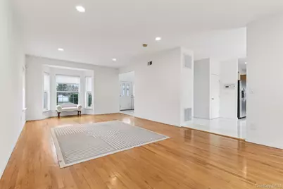 39 Island Trail, Mount Sinai, NY 11766 - Photo 9