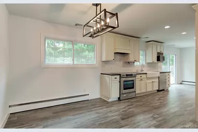 20 Arcadia Drive, Dix Hills, NY 11746 - Photo 5