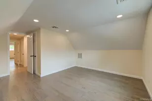 20 Arcadia Dr, Dix Hills, NY 11746 - Photo 9