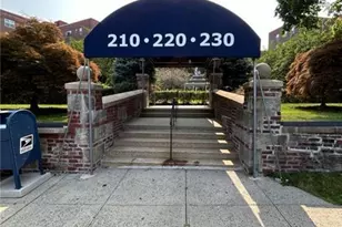 230 Pelham Rd, New Rochelle, NY 10805 - Photo 25