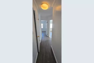 11502 Poppenhusen Avenue, College Point, NY 11356 - Photo 9