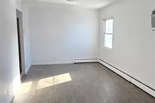 115-02 Poppenhusen Ave, College Point, NY 11356 - Photo 7