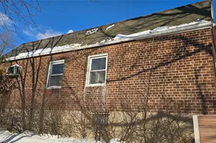 115-02 Poppenhusen Ave, College Point, NY 11356 - Photo 21