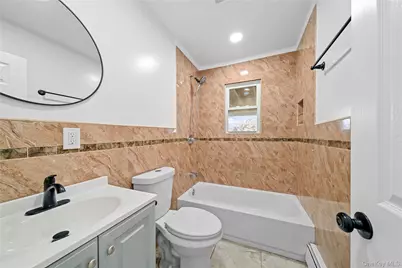 55 Schleigel Boulevard, Farmingdale, NY 11735 - Photo 9