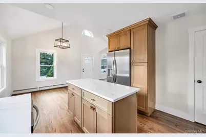 160 Oak Street, Mattituck, NY 11952 - Photo 11