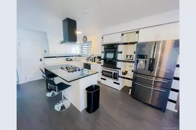 1 Summer Lane, Amityville, NY 11701 - Photo 7