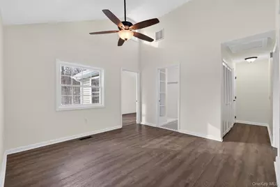 11 Blueberry Hill, Greenwood Lake, NY 10925 - Photo 9