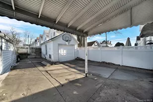 89-13 247th St, Bellerose, NY 11426 - Photo 23