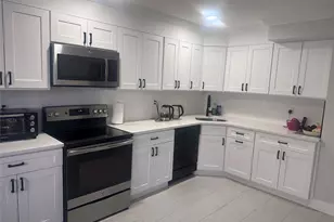 753 Wyngate Dr W, Hempstead, NY 11580 - Photo 3