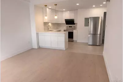 52-16 Roosevelt Avenue #2C, Woodside, NY 11377 - Photo 1