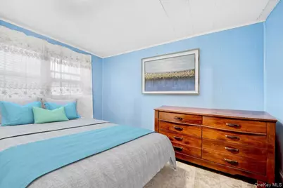 1241 Arnow Avenue, Bronx, NY 10469 - Photo 13