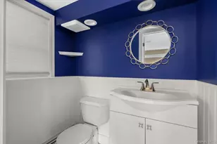 844 Arthur St, West Hempstead, NY 11552 - Photo 13