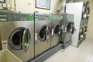 4 Consulate Dr, Tuckahoe, NY 10707 - Photo 17