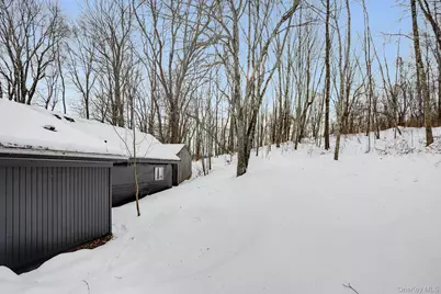 62 Netherwood Plaza, Hyde Park, NY 12578 - Photo 25