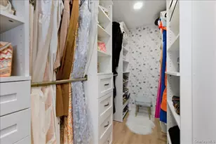 957 Cherrywood Dr, Baldwin, NY 11510 - Photo 13