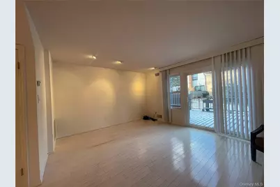 7 Village Lane, Woodbury, NY 11797 - Photo 11