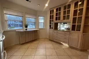 7 Village Ln, Woodbury, NY 11797 - Photo 13