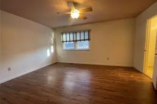 7 Village Ln, Woodbury, NY 11797 - Photo 23