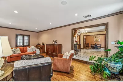 31 Puritan Avenue, Forest Hills, NY 11375 - Photo 19