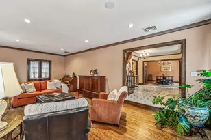 31 Puritan Ave, Forest Hills, NY 11375 - Photo 19