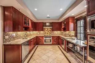 31 Puritan Ave, Forest Hills, NY 11375 - Photo 13