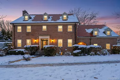 31 Puritan Avenue, Forest Hills, NY 11375 - Photo 1