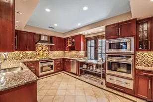 31 Puritan Ave, Forest Hills, NY 11375 - Photo 11