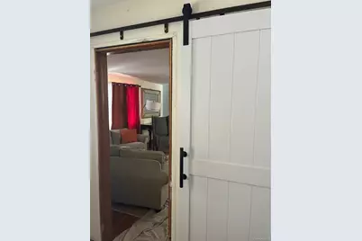 178 Barnes Road #MAIN HOUSE, Brookhaven, NY 11955 - Photo 7